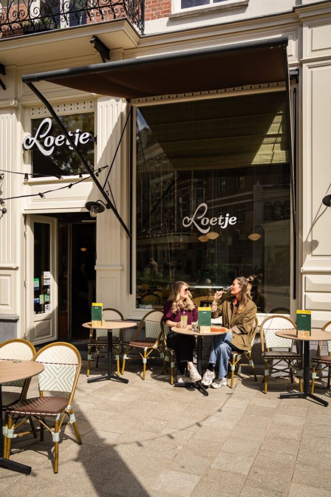 Terras van Loetje Amsterdam Oost na de verbouwing